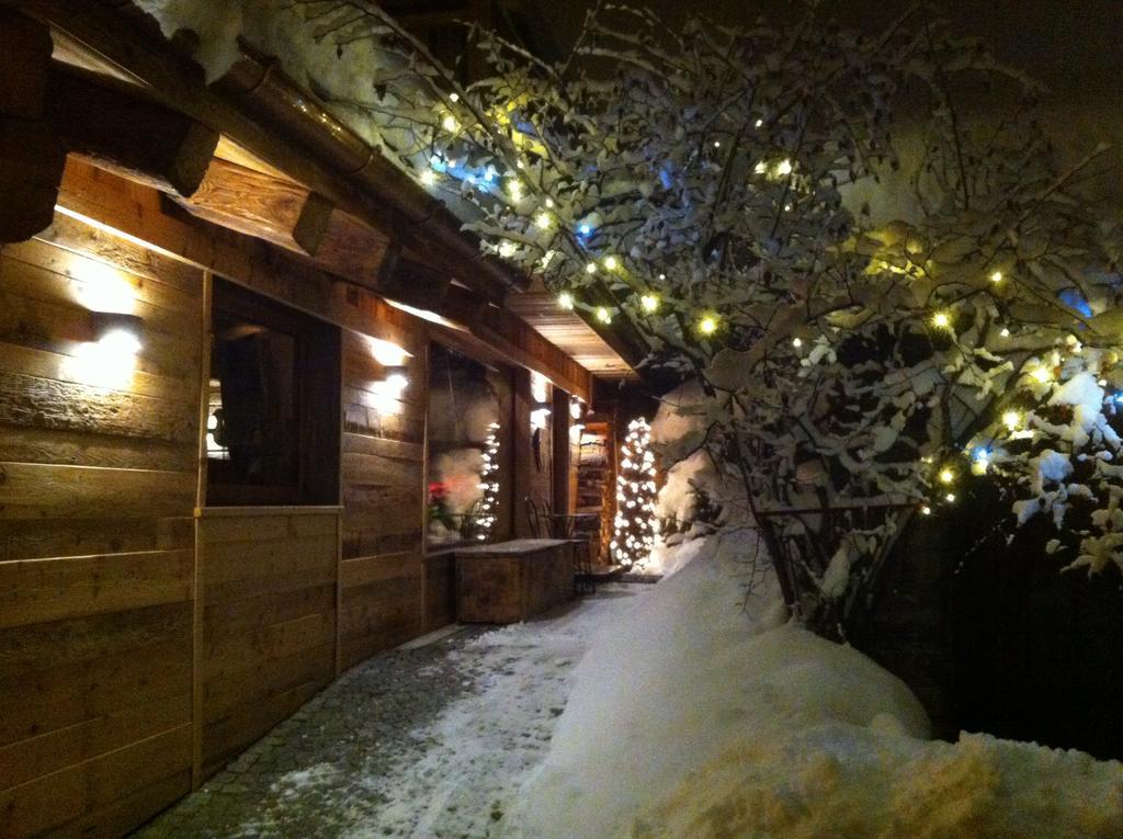 Bed & Breakfast Les Trompeurs Chez Odette 2*