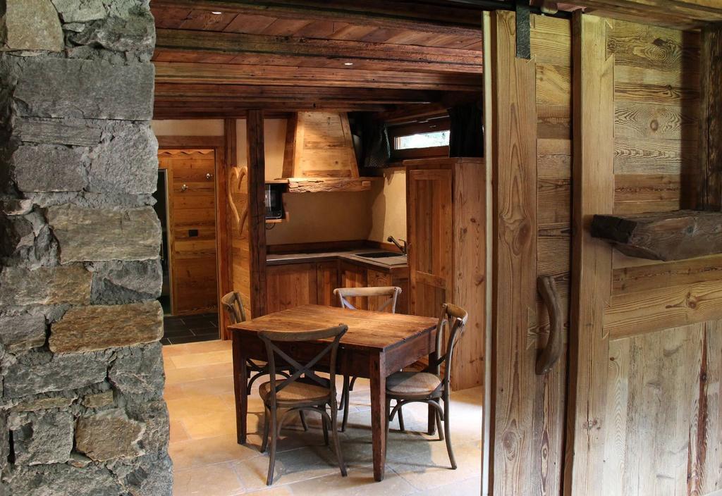 Bed & Breakfast Les Trompeurs Chez Odette Cogne
