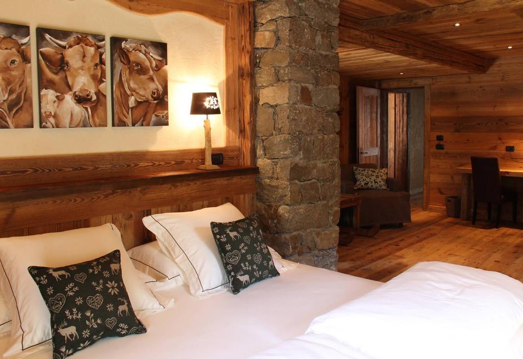 Les Trompeurs Chez Odette Cogne